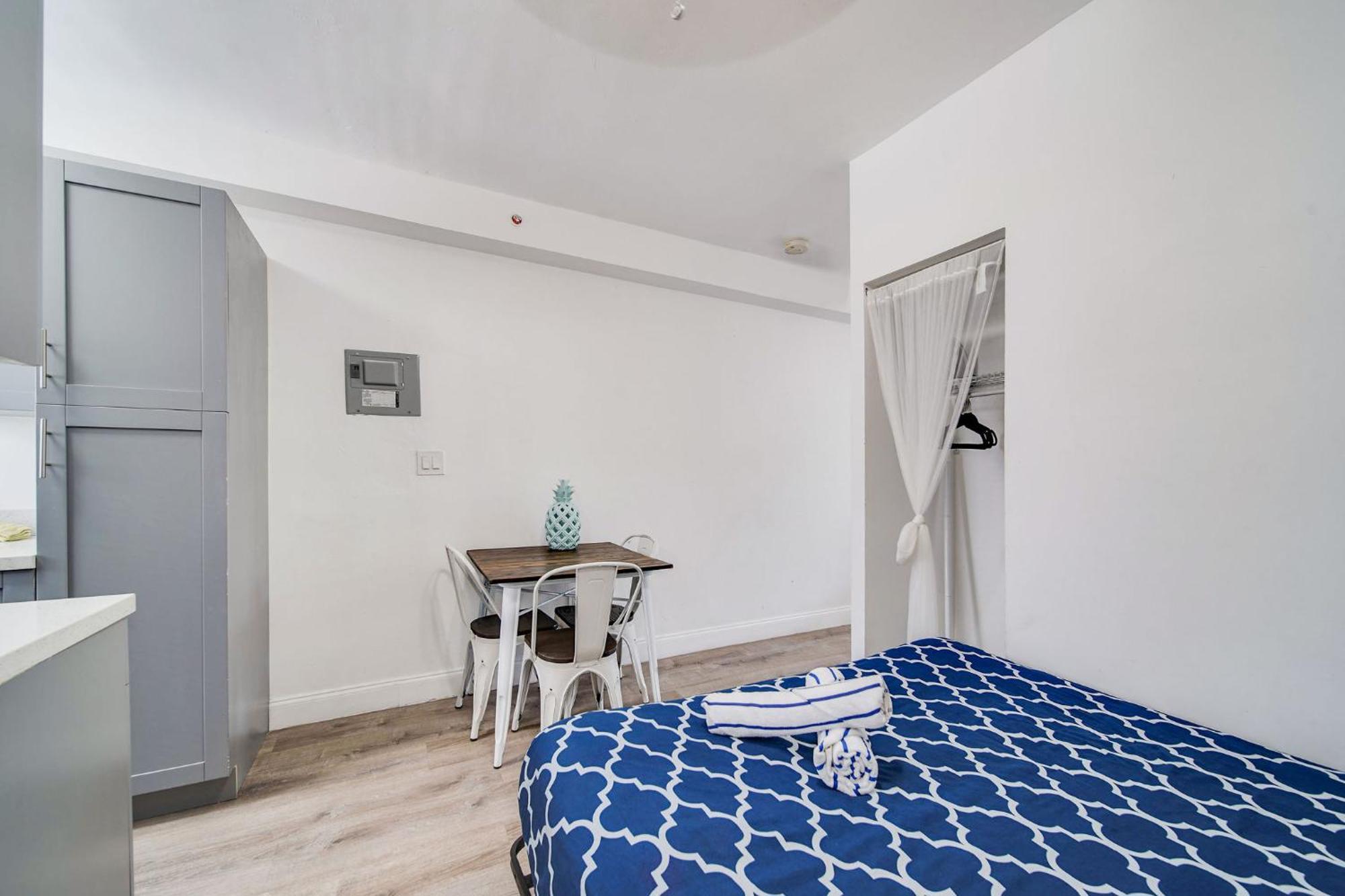 Fresh Ocean Dr, W/2 Queen Beds-steps 2 Appartamento *